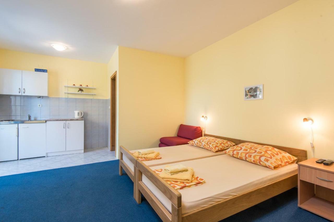 Apartmani Villa Lidija Orebić Exteriör bild